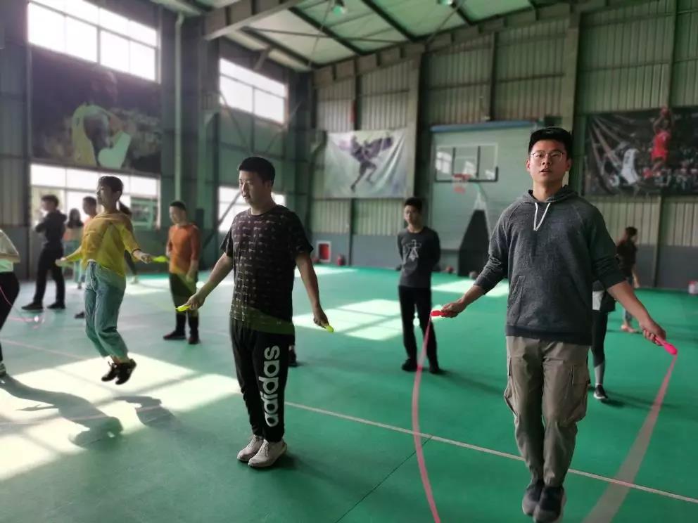 【亿企赢者】趣味运动会 | 有“趣”才够“味”，一起嗨起来！