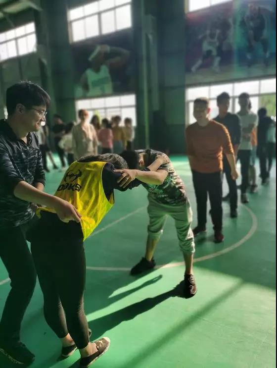 【亿企赢者】趣味运动会 | 有“趣”才够“味”，一起嗨起来！