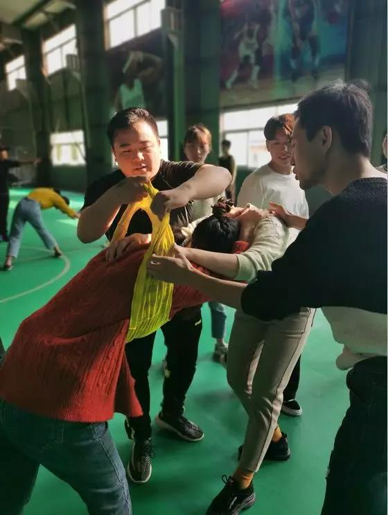 【亿企赢者】趣味运动会 | 有“趣”才够“味”，一起嗨起来！