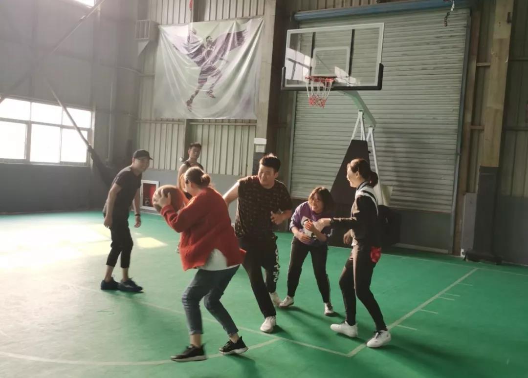 【亿企赢者】趣味运动会 | 有“趣”才够“味”，一起嗨起来！